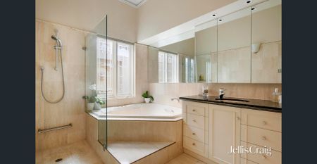 Art Nouveau Beauty With Beachside Allure - Photo 2