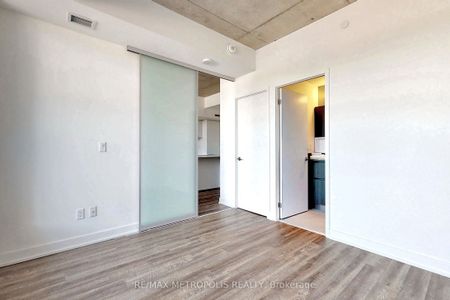 Riverside Square Lofts 15-45 , #201 - Photo 3