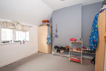 2 bedroom maisonette to rent - Photo 4