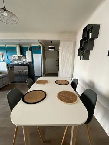 Location Appartement 3 pièces 83m² - Photo 3