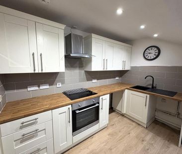 2 bedroom house to rent - Photo 1
