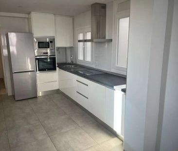 Alquiler de piso en Centro-Rambla - Photo 4