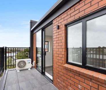 Stunning New 1-Bedroom Apartment for Rent - Photo 5