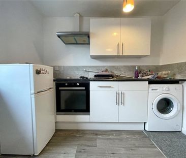 Purbeck Road, Bournemouth, Dorset, BH2 - Photo 2