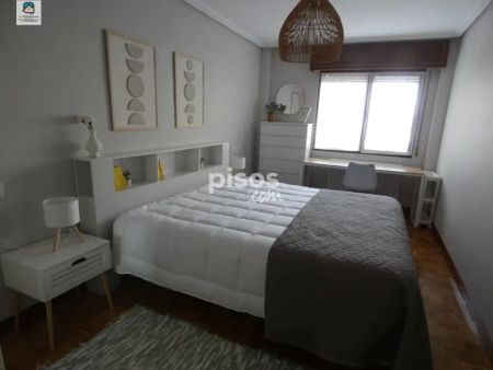 Piso en alquiler en Centro - Photo 4