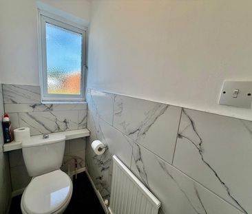 Ashdown Avenue, Farnborough, Hampshire, GU14 - Photo 6