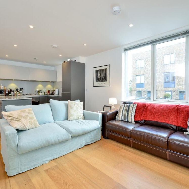 Gideon Road, Battersea SW11 - Photo 1