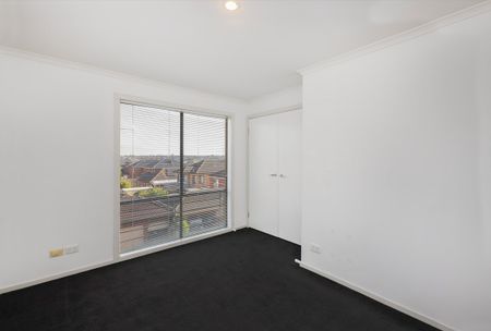 32 Blair Street, Maribyrnong VIC 3032 - Photo 5