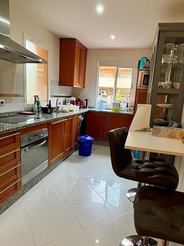 3 bedroom luxury Flat for rent in Nueva Andalucia, Spain - Photo 3