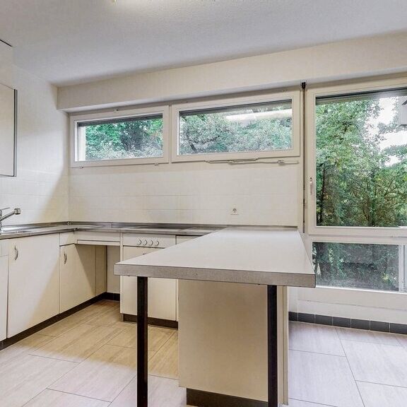 Are you looking for a spacious apartment in the city? - Photo 1