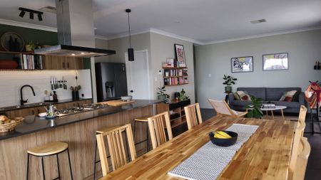 Ellenbrook - Photo 3