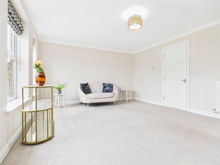 5 bedroom end of terrace house to rent - Photo 5