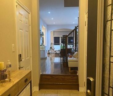 For Lease - 34 Cedarcrest Street, Caledon, Ontario - Photo 2