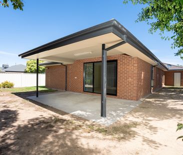 3 NAMOI PLACE, Wodonga VIC 3690 - House For Rent | Domain - Photo 2