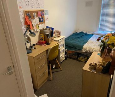 5 bedroom private hall to rent - Photo 4