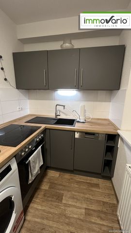 Ideal für Singles** Schöne 2-Raum Wohnung mit Wanne und Balkon in Stadtfeld-Ost! Stellplatz möglich! - Photo 5