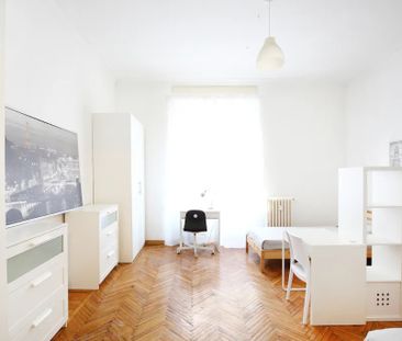 Via Raimondo Franchetti, Milan, Lombardy 20124 - Photo 6