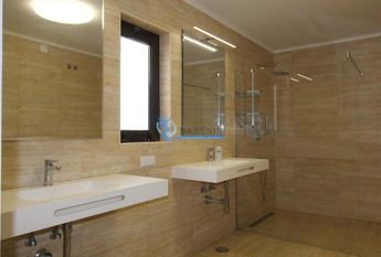 Apartamento T4 em Faro