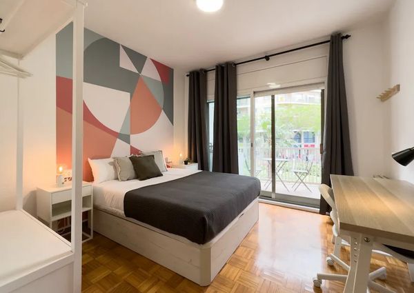 Ronda del Guinardó, Barcelona, Catalonia 08025