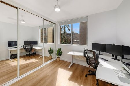 IMMACULATE LARGE UNIT IN A COMPLEX WITH A POOL! - Photo 3