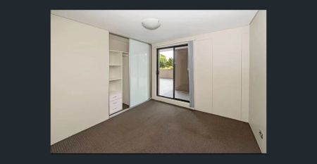 Prime location with largest balcony at Kingsford unit - Photo 2