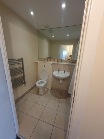 2 Bed Flat, King Edward Court, HA9 - Photo 4