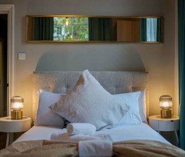 Prince's Square - Photo 5