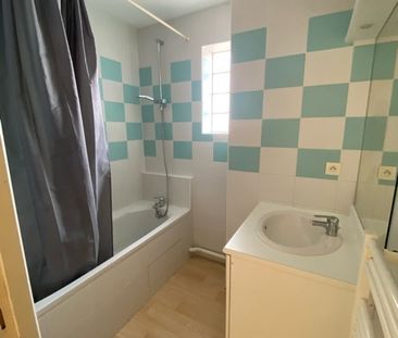 Location Appartement 2 pièces 55m² BEGLES 33130 - Photo 2