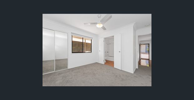 Freshly updated townhouse in the heart of Paddington - Photo 1