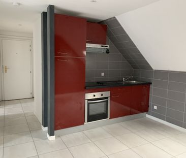 Location Appartement 4 pièces 60m² SARREGUEMINES 57200 - Photo 2