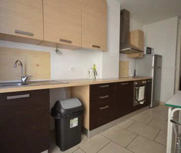 Location Appartement 4 pièces 99m² NICE 06000 - Photo 6