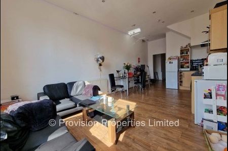 5 Bedroom Student Houses Hyde Park - Photo 2