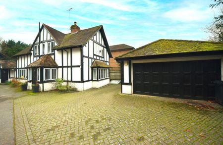 Blackpond Lane, Farnham Royal, Slough,SL2 - Photo 5