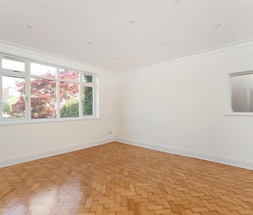 5 bedroom detached house to rent - Photo 1