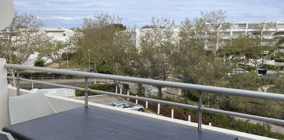 T2 meublé première ligne mer avec parking, - Photo 2