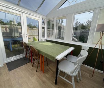 3 bedroom terraced house to rent - Photo 3