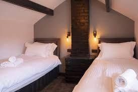 2 bedroom cottage to rent - Photo 2