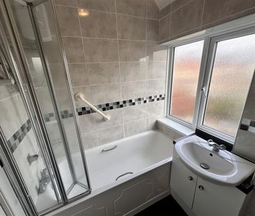 Orrets Meadow Road, Wirral - Photo 1