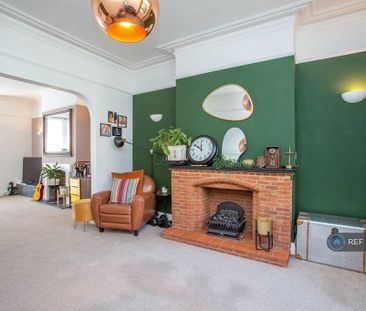 4 bedroom terraced house to rent - Photo 6