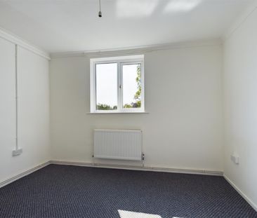 Queens Court, Heywood Road, Wavertree, Liverpool, 2 bedroom, Apartment - Photo 5