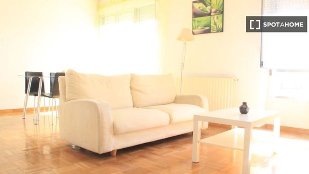 4 room luxury Apartment for rent in Madrid, Spain - Photo 1