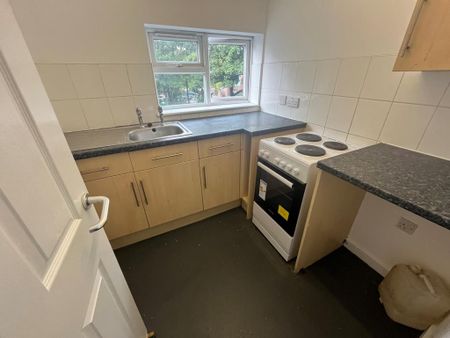 1 bedroom flat to rent - Photo 3