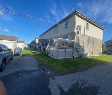 3½ MODERNE À LOUER À LAVAL – 1 463 $ – DISPONIBLE IMMÉDIATEMENT - Photo 3