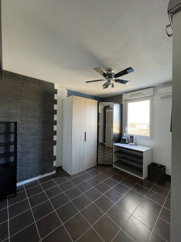 Location Appartement 2 pièces 37m² LA SEYNE SUR MER 83500 - Photo 3