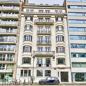 Appartement te huur in Elsene voor € 3.000 met 2 slaapkamers - Photo 3