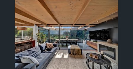 Tranquil Family Oasis with Pool in Millgate Estate - Photo 4