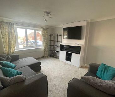 2 bedroom semi-detached house to rent - Photo 1