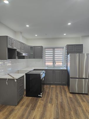 For Lease - 126 Degrey Drive, Brampton, Ontario - Photo 1