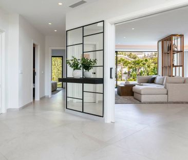 6 bedroom luxury Villa for rent in Nueva Andalucia, Spain - Photo 6