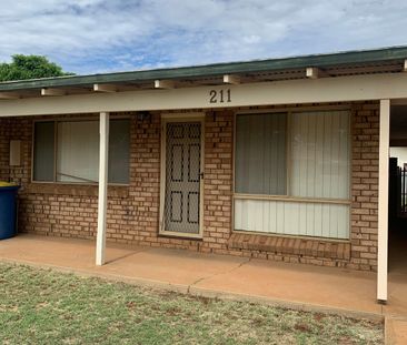 FURNISHED UNIT IN A QUIET LOCATION! - Photo 4